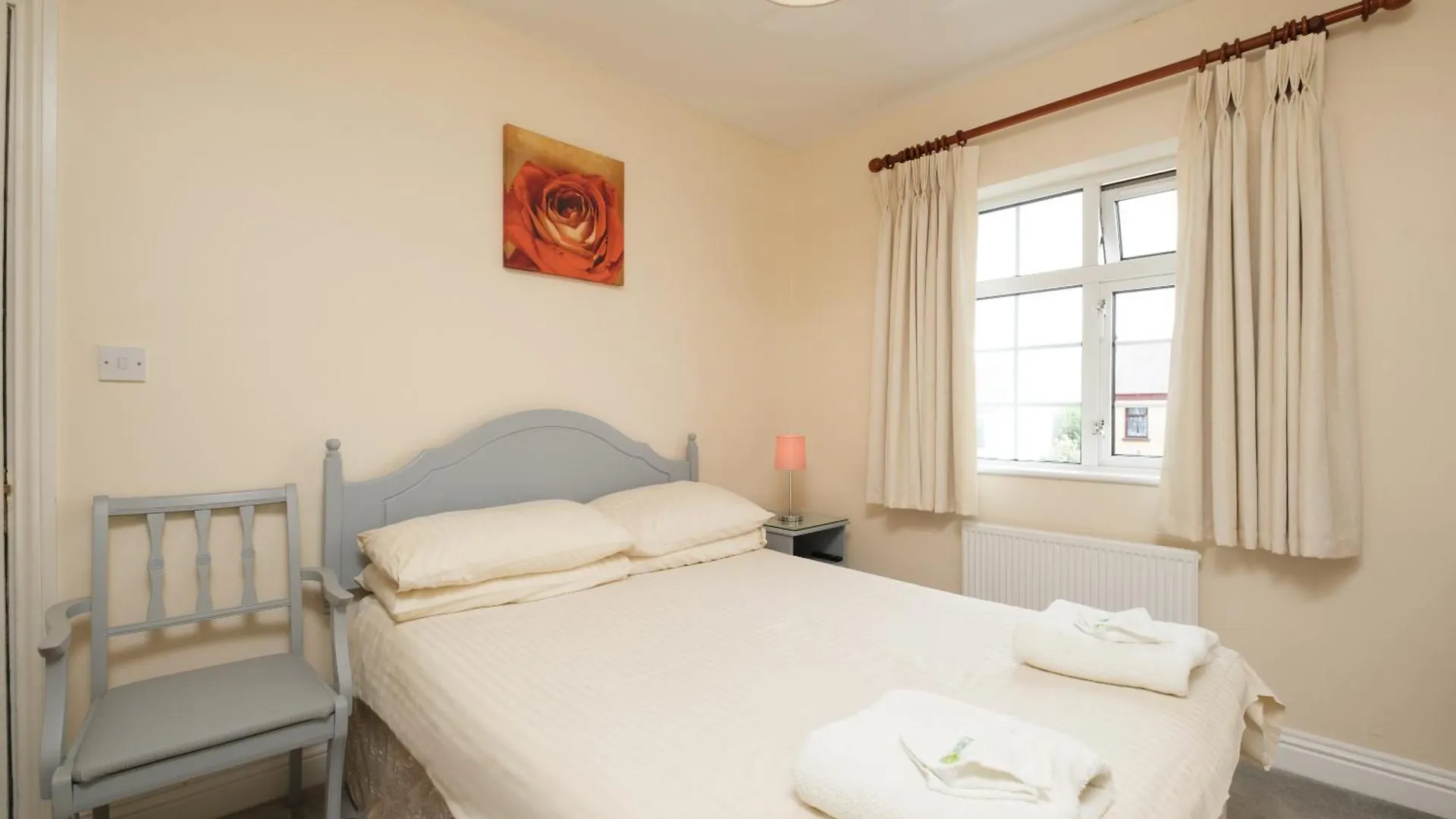 Four Seasons B&B Galway Bed & Breakfast